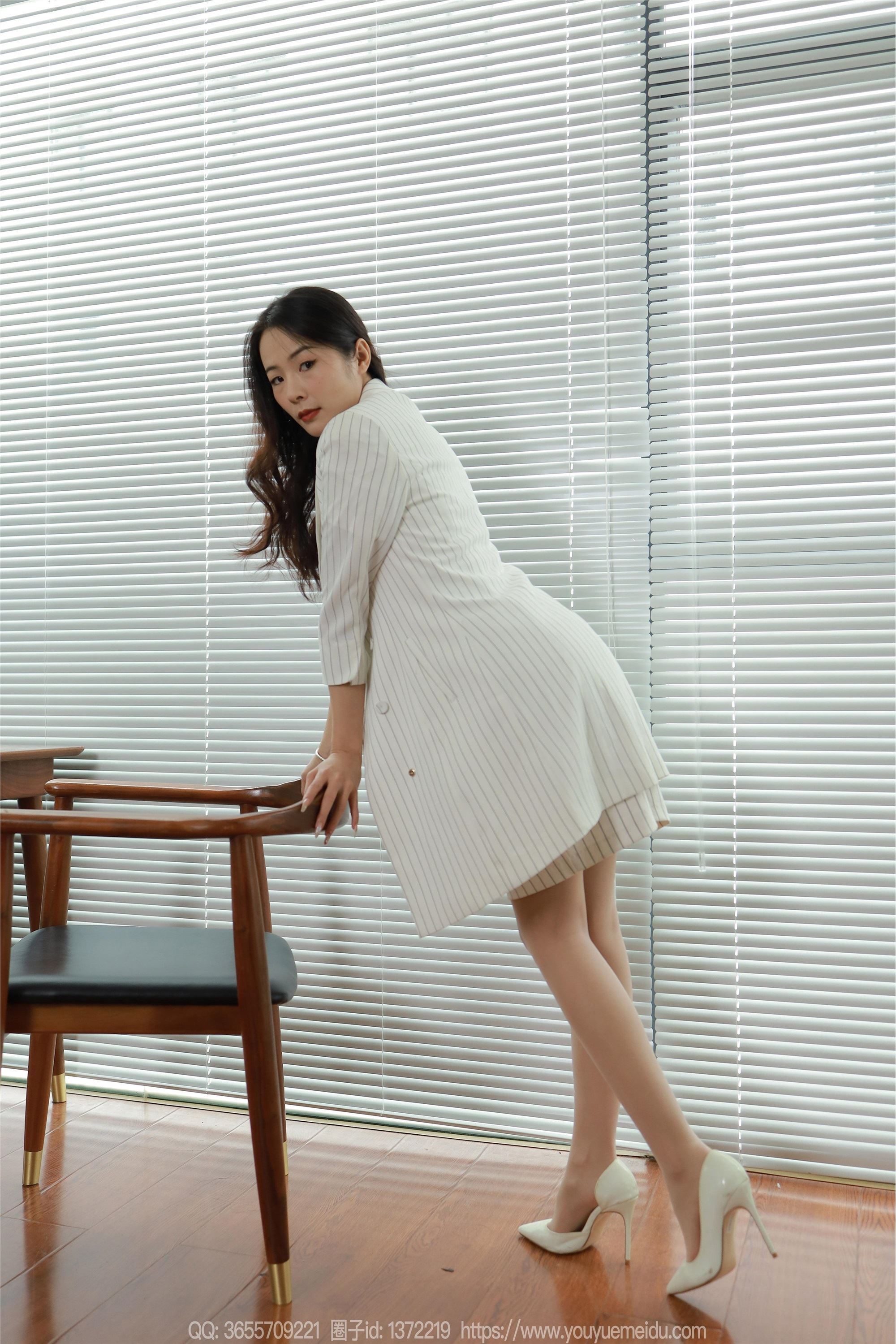 IESS异思趣向  2023.12.24 丝享家 1619 小金《ol套装（上）》